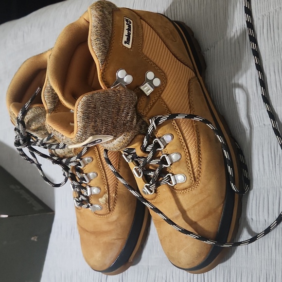 Timberland boots size 11 buckskin and green - Picture 3 of 4